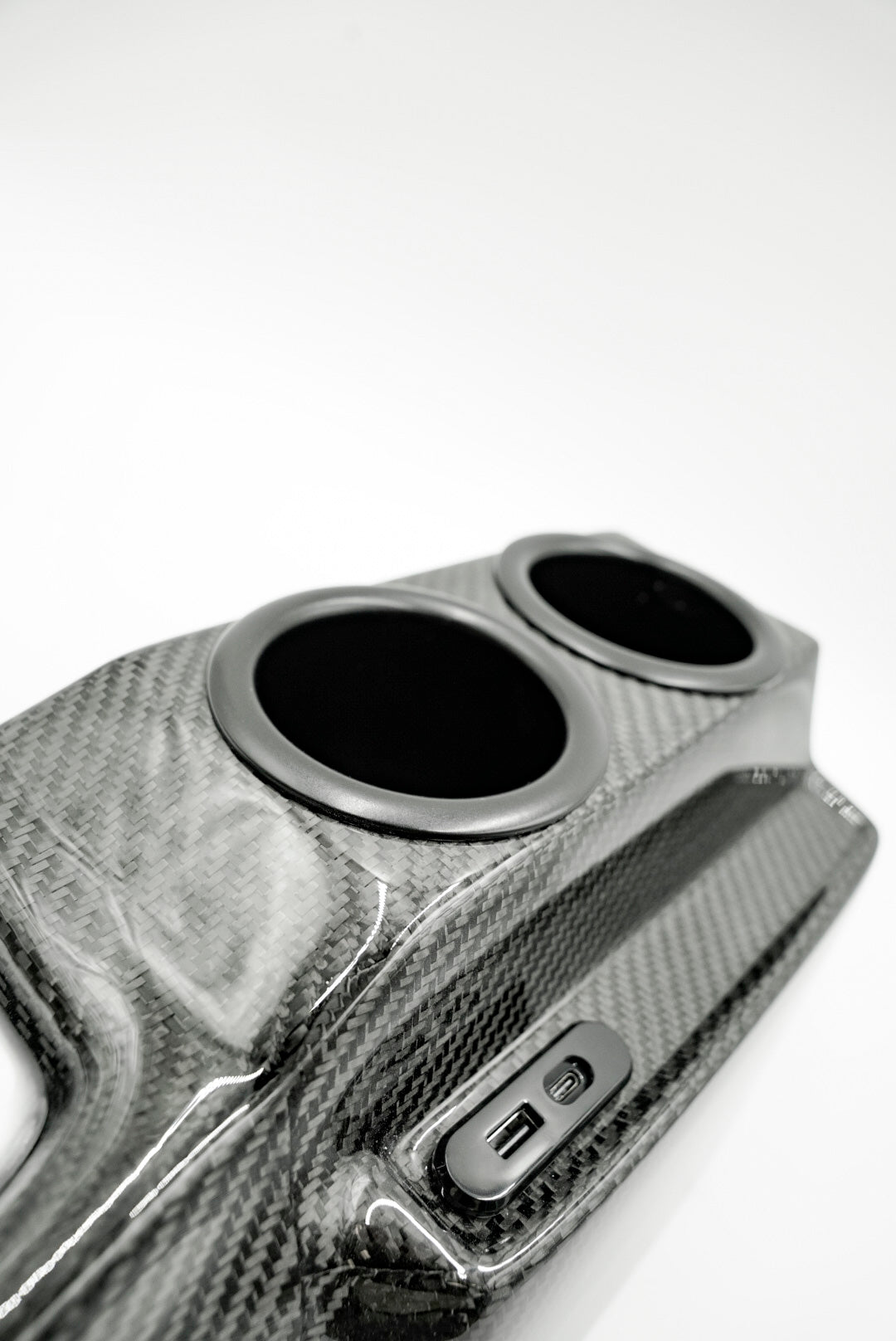 CARBON SHORTY CONSOLE